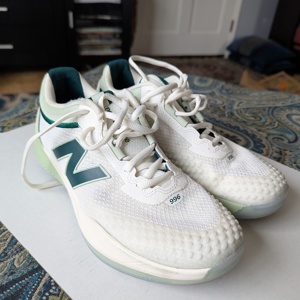 New Balance 996 White and Dark Green Athletic Shoes